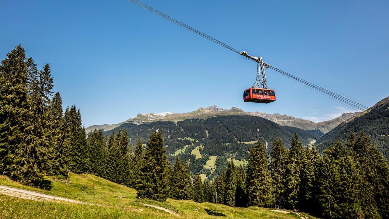 Madrisa Lodge Клостерс Екстериор снимка